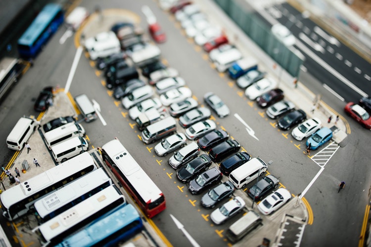 parking on Abu Dhabi